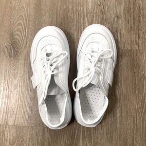 Brand new white sneaker